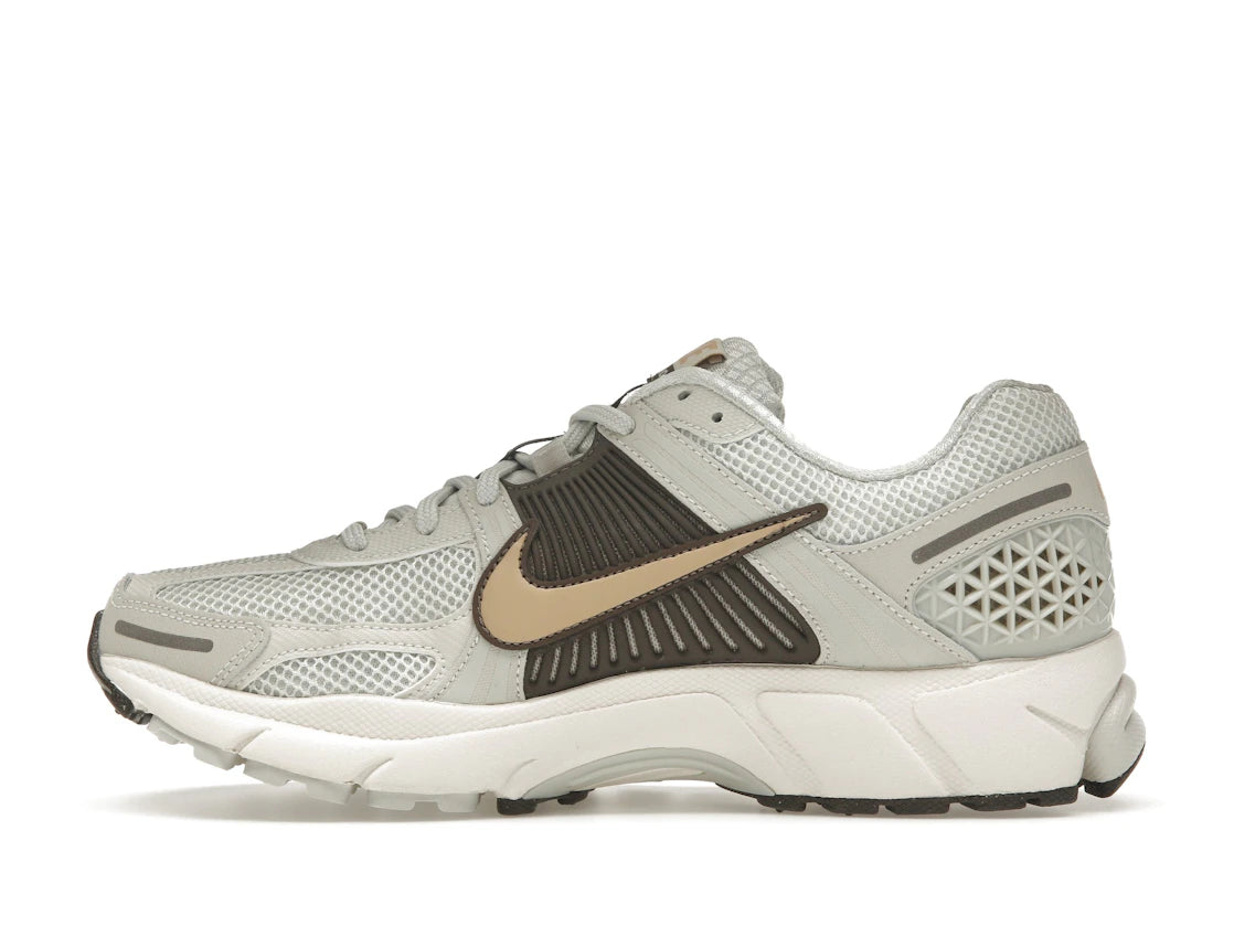 Nike Zoom Vomero 5 Light Bone Ironstone (Damen)