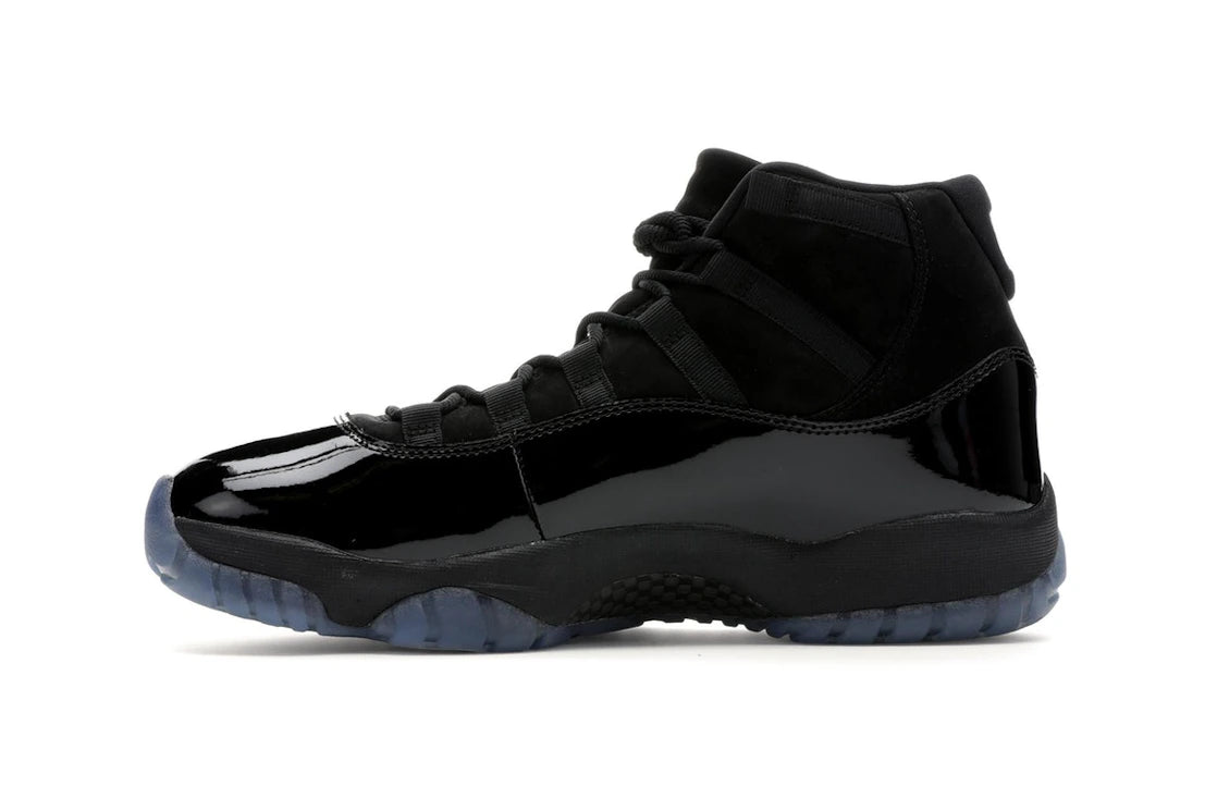 Jordan 11 Retro Hut und Talar