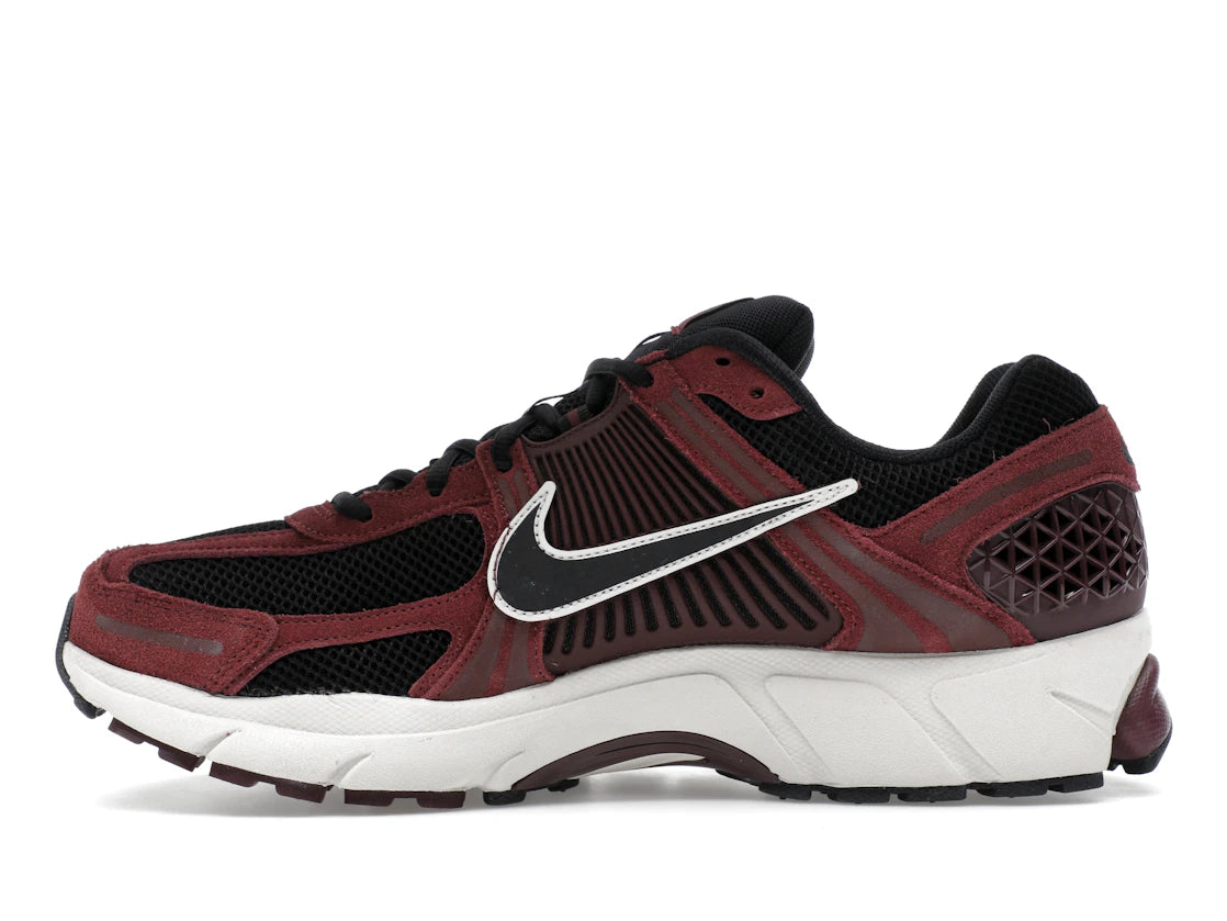 Nike Zoom Vomero 5 Dark Team Red