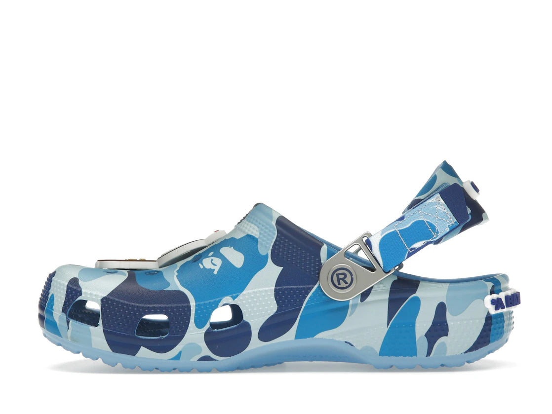 Crocs Classic Clog A Bathing Ape ABC Camo Blau
