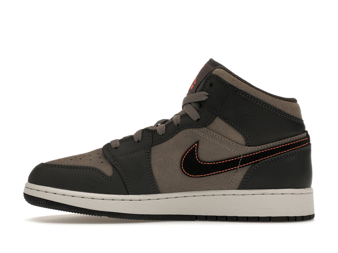 Jordan 1 Mid SE Night Stadium (GS)