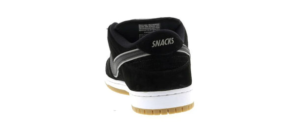 Nike SB Dunk Low Quartersnacks