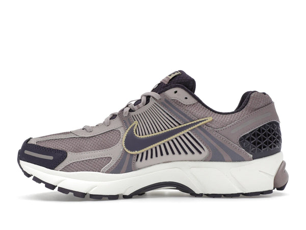 Nike Zoom Vomero 5 Platinum Violet