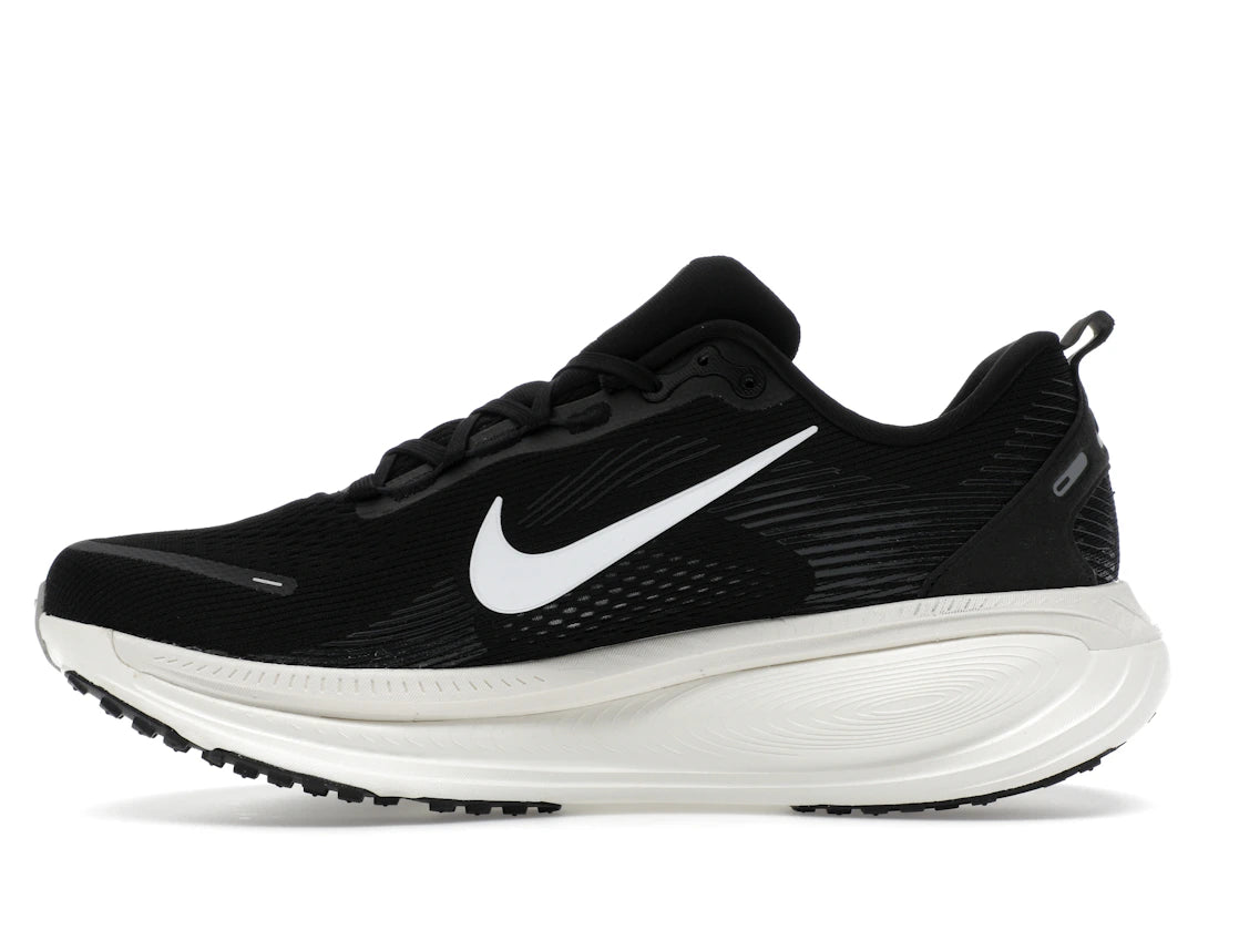 Nike Vomero 18 Schwarz, Kokosmilch, Hellgrau, Weiß