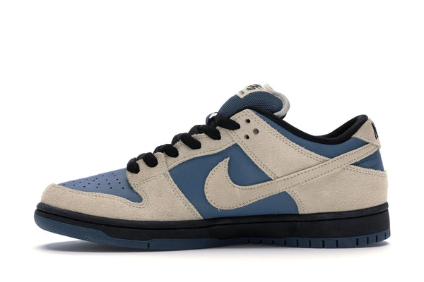 Nike SB Dunk Low Light Cream Thunderstorm