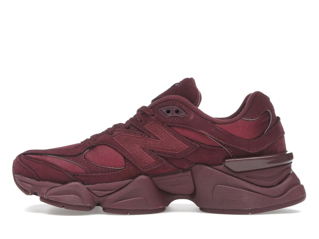 New Balance 9060 Burgunderrot