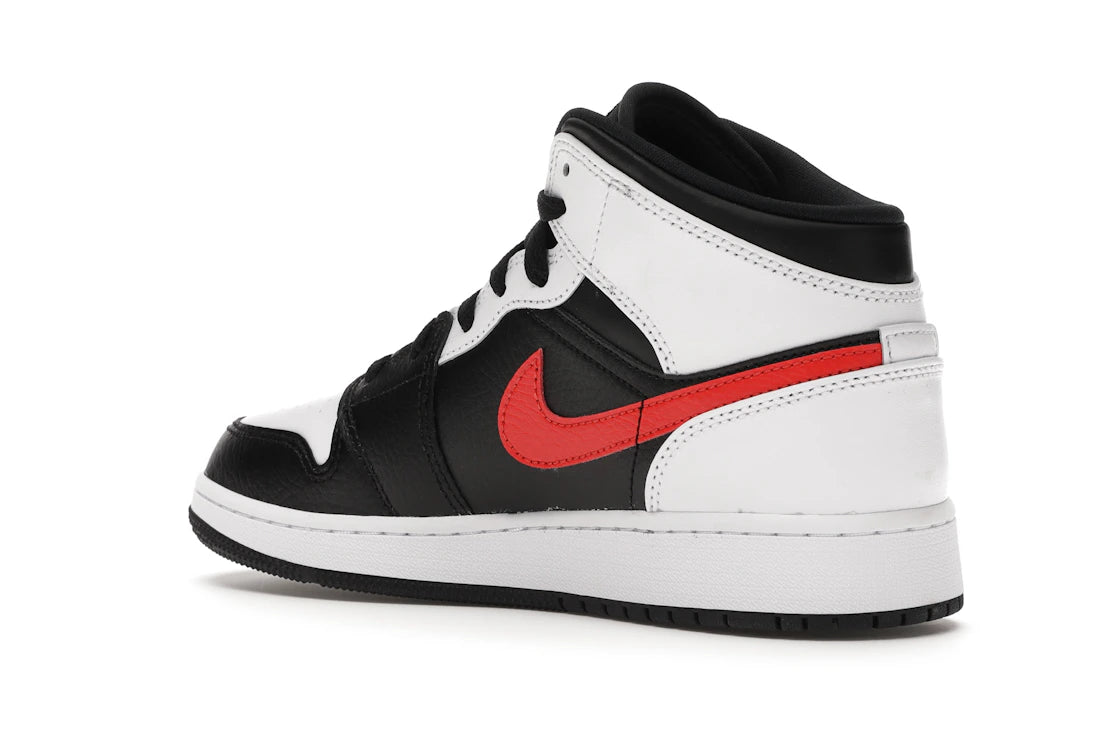 Jordan 1 Mid White Black Chile Red (GS) - vue secondaire B