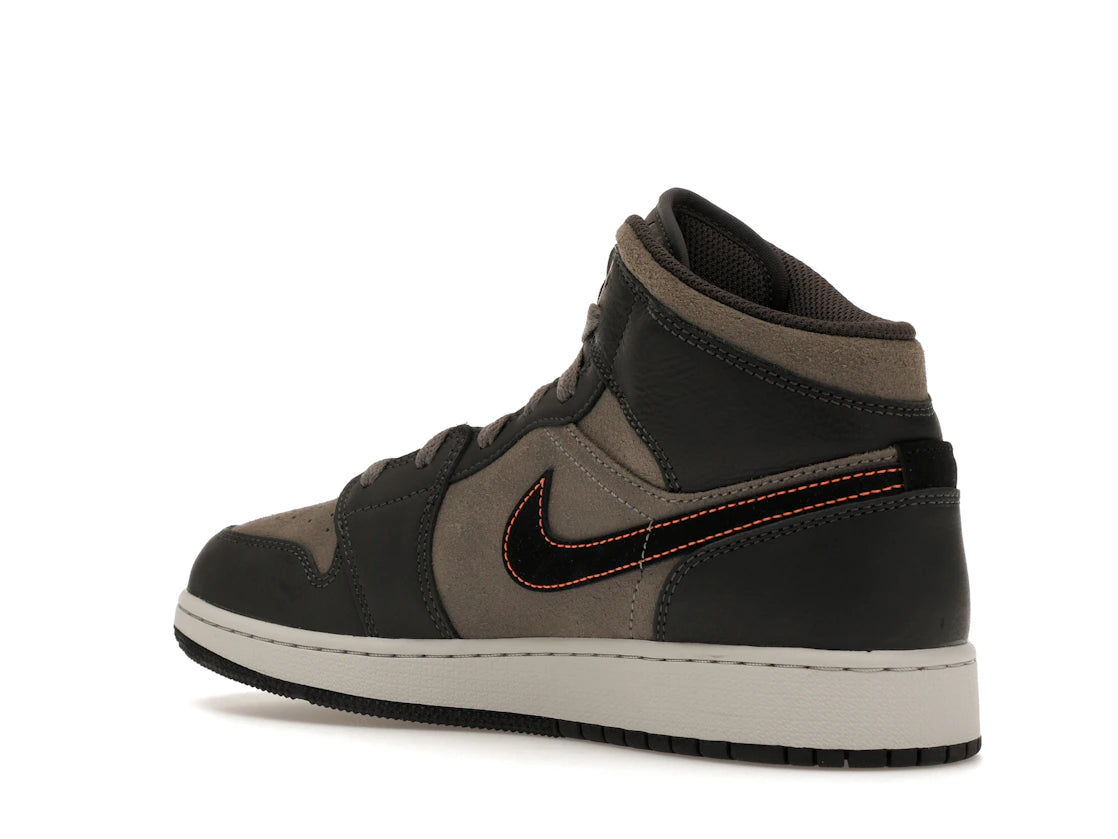 Jordan 1 Mid SE Night Stadium (GS) - vue secondaire B