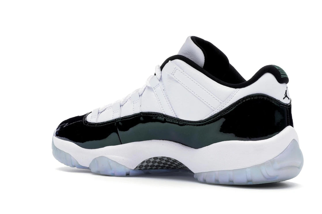 Jordan 11 Retro Low Iridescent - vue secondaire B
