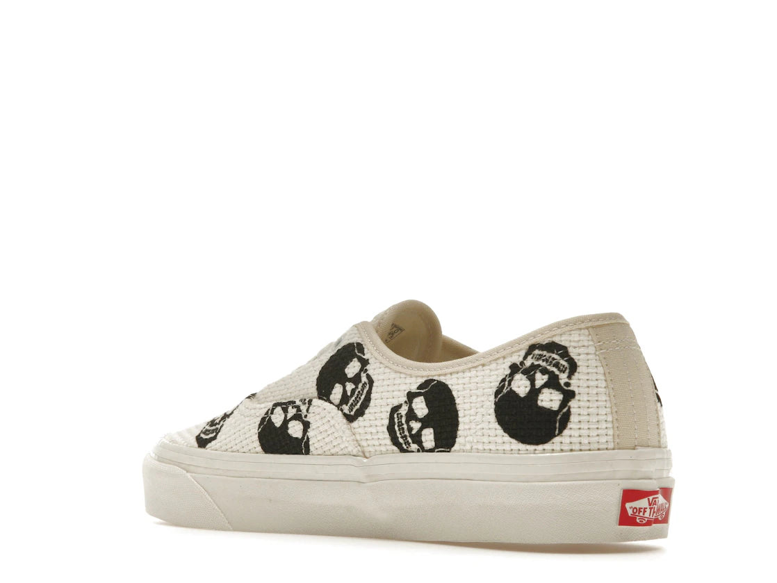 Vans Authentic 44 DX Needlepoint Skulls - vue secondaire B