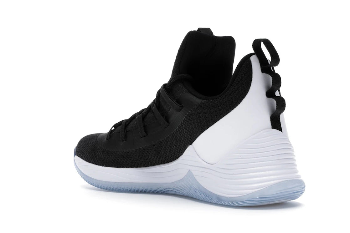 Jordan Ultra Fly 2 Low Black White - vue secondaire B
