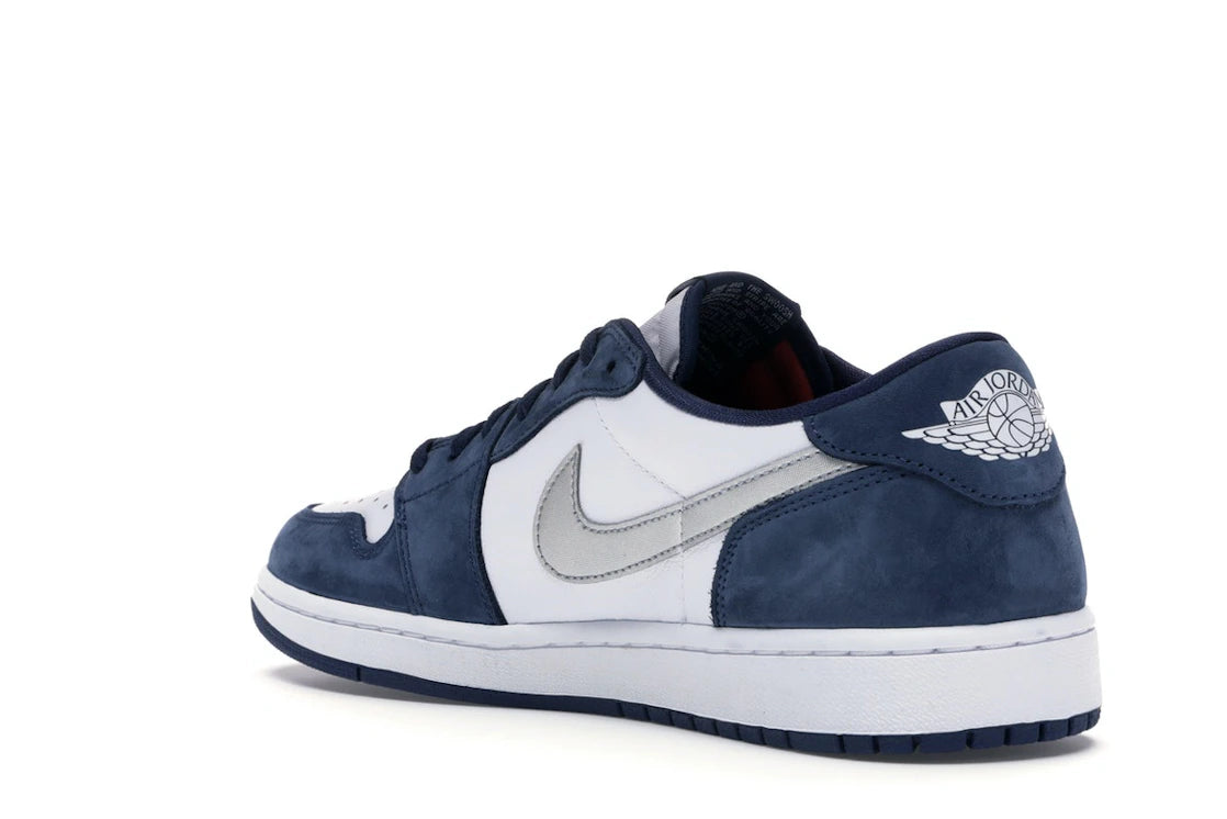 Jordan 1 Low SB Midnight Navy - vue secondaire B