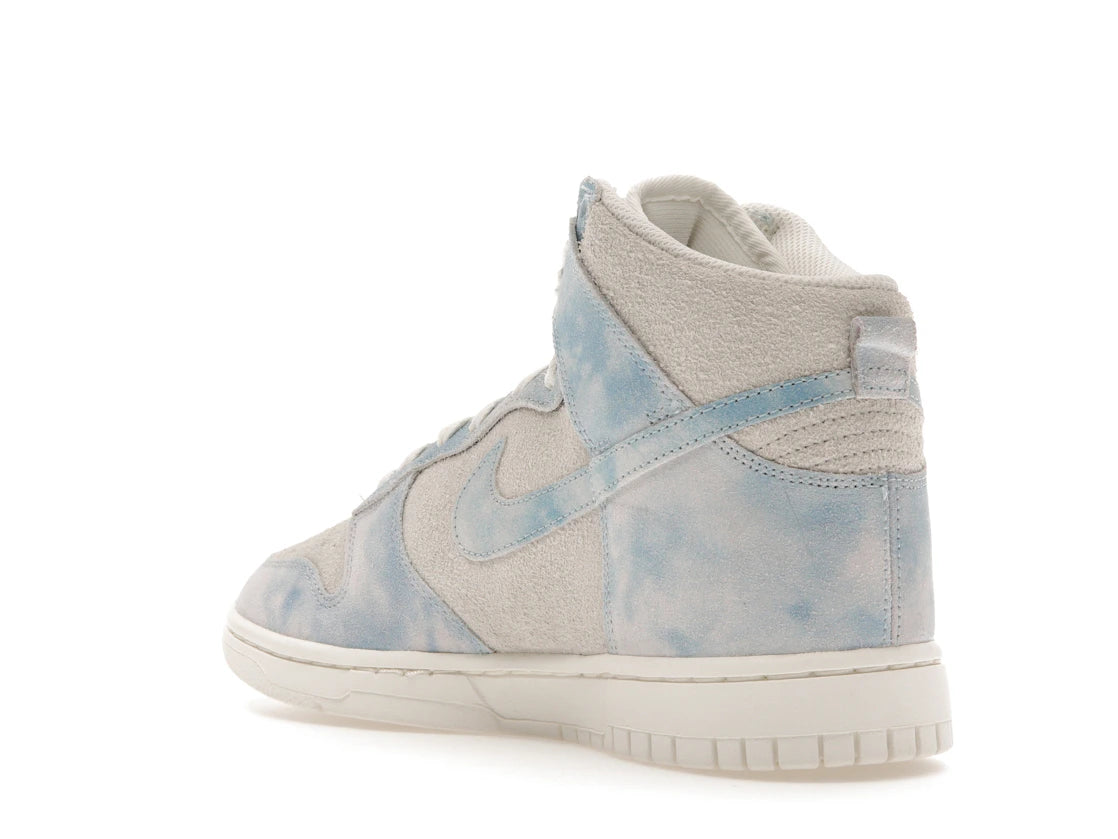 Nike Dunk High SE Clouds Celestine Blue (Women's) - vue secondaire B