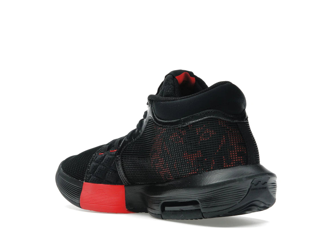 Nike LeBron Witness 8 Black University Red White - vue secondaire B