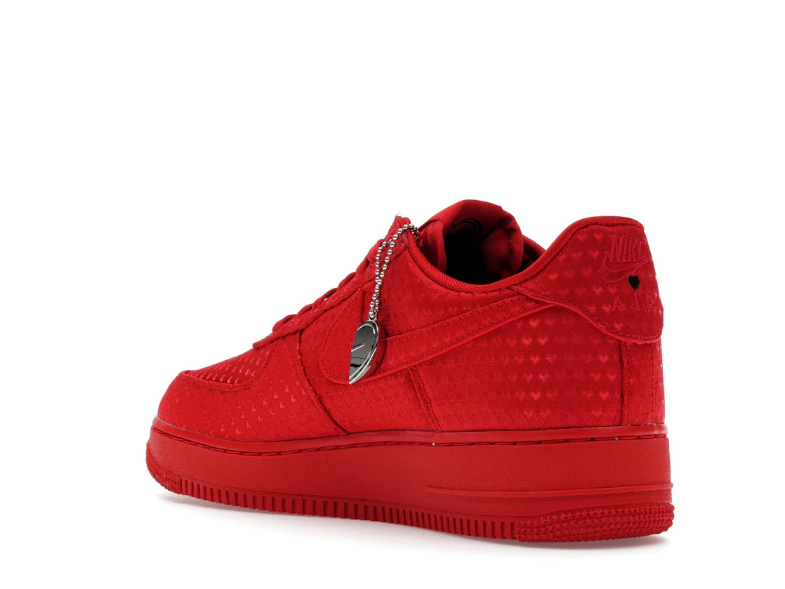 Nike Air Force 1 Low Valentine's Day Red (2026) - vue secondaire B