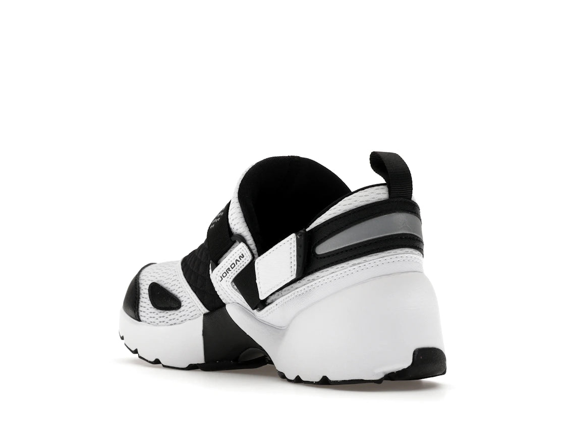 Jordan Trunner LX White Black (Women's) - vue secondaire B