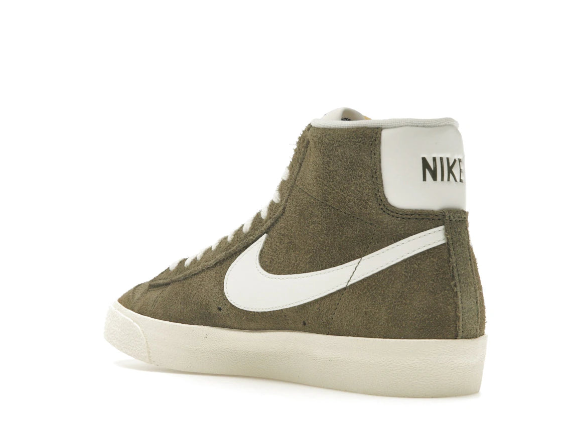 Nike Blazer Mid 77 Vintage Medium Olive (Women's) - vue secondaire B