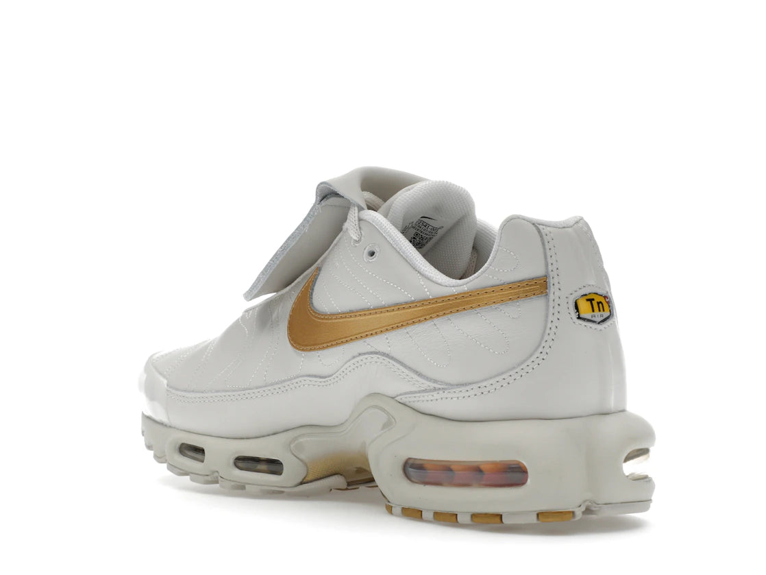 Nike Air Max Plus Tiempo Metallic Gold - vue secondaire B