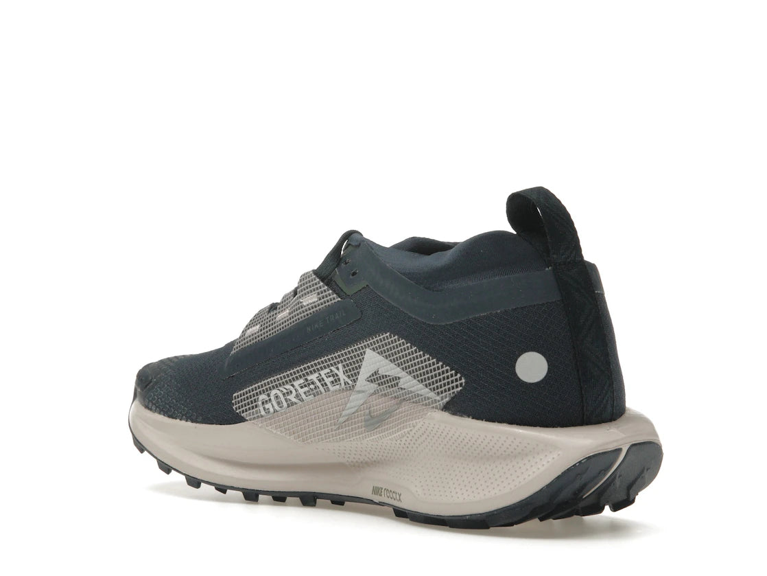 Nike React Pegasus Trail 5 Gore-Tex Armory Navy Vintage Green Platinum Violet (Women's) - vue secondaire B