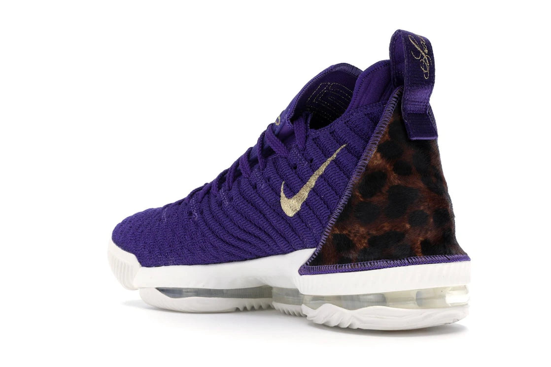 Nike LeBron 16 King Court Purple - vue secondaire B