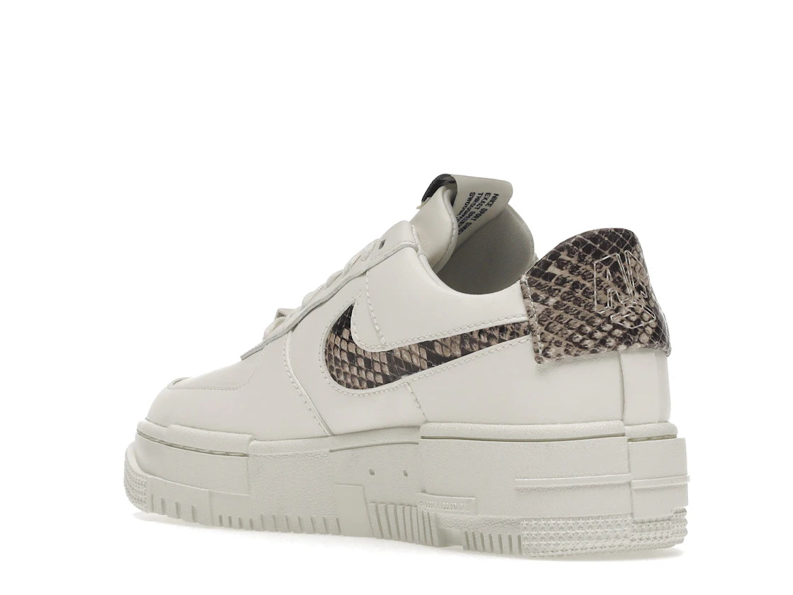 Nike Air Force 1 Low Pixel SE Snake (Women's) - vue secondaire B