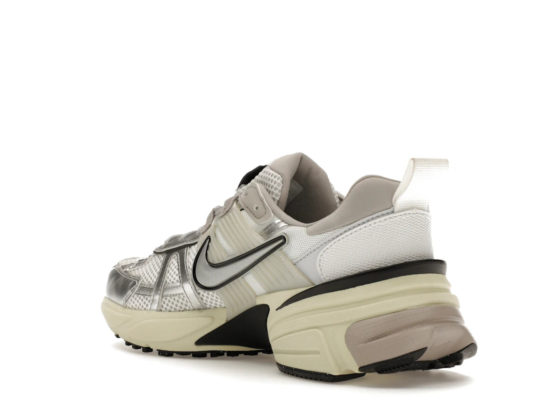 Nike V2K Run Summit White Metallic Silver - vue secondaire B