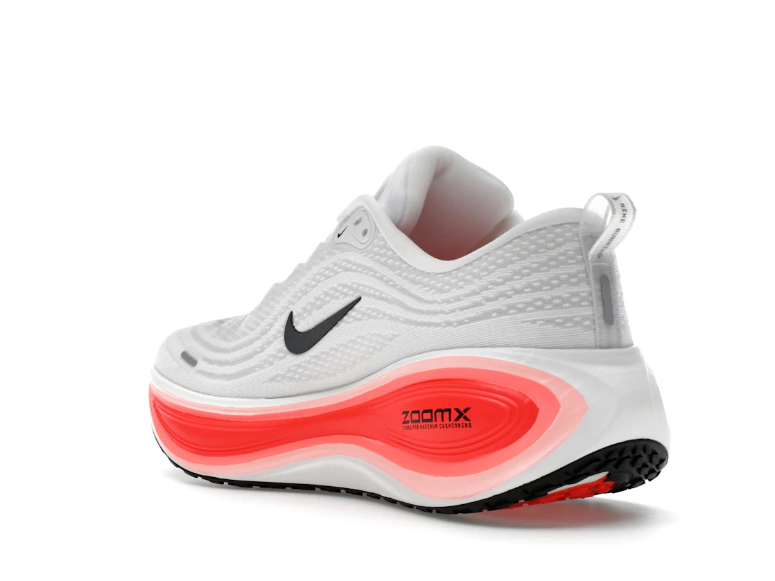 Nike Vomero Plus Weiß Schwarz Leuchtendes Karmesinrot - vue secondaire B
