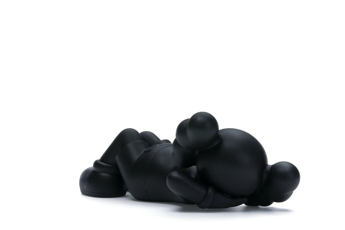KAWS HOLIDAY JAPAN Vinyl Figure Black - vue secondaire B