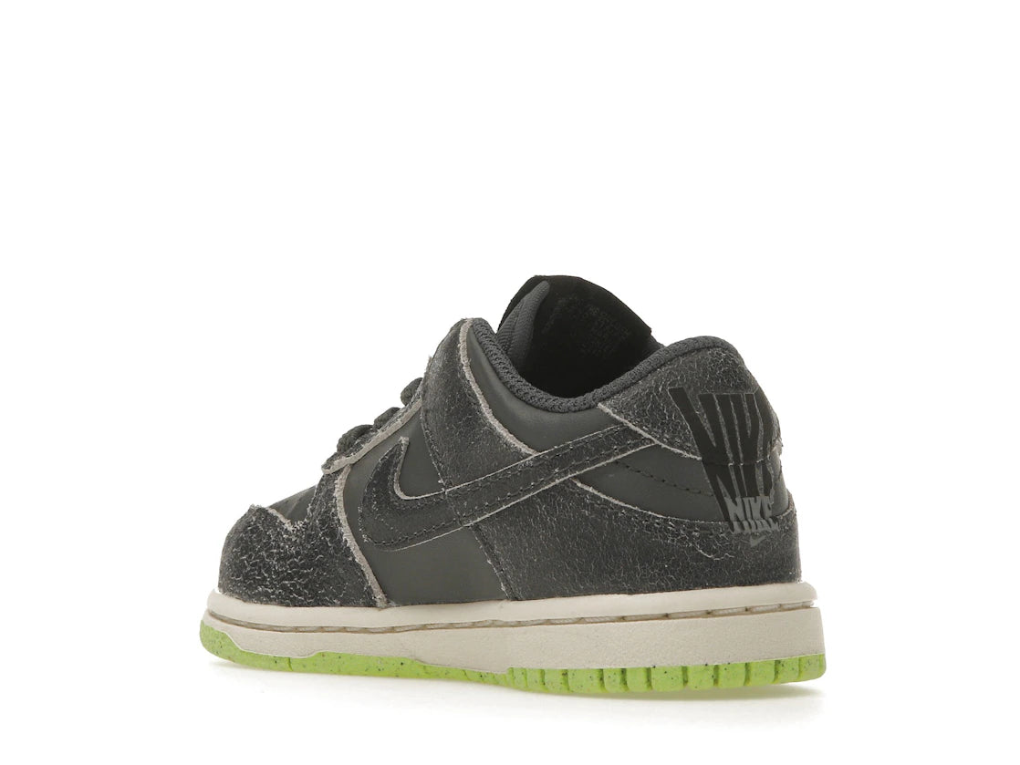 Nike Dunk Low Halloween (2022) (TD) - vue secondaire B