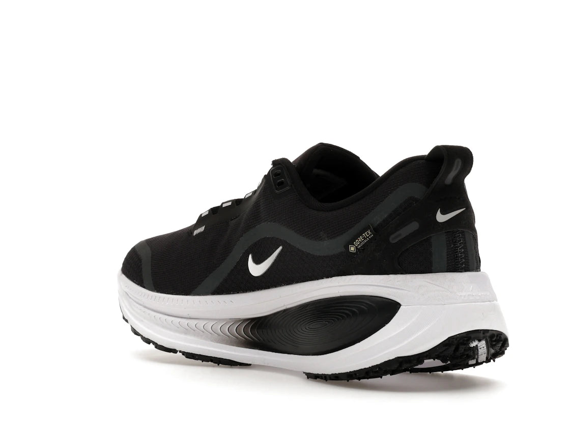 Nike Vomero 18 Gore-Tex Black White Metallic Silver (Women's) - vue secondaire B