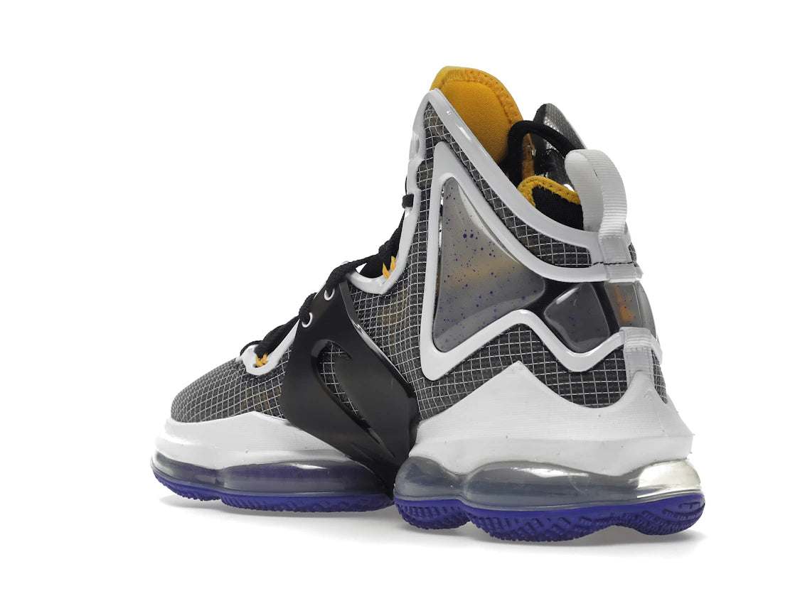 Nike LeBron 19 Hardwood Classic - vue secondaire B