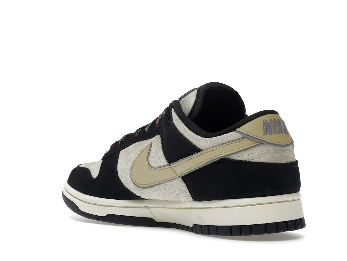 Nike Dunk Low LX Black Suede Team Gold (Women's) - vue secondaire B