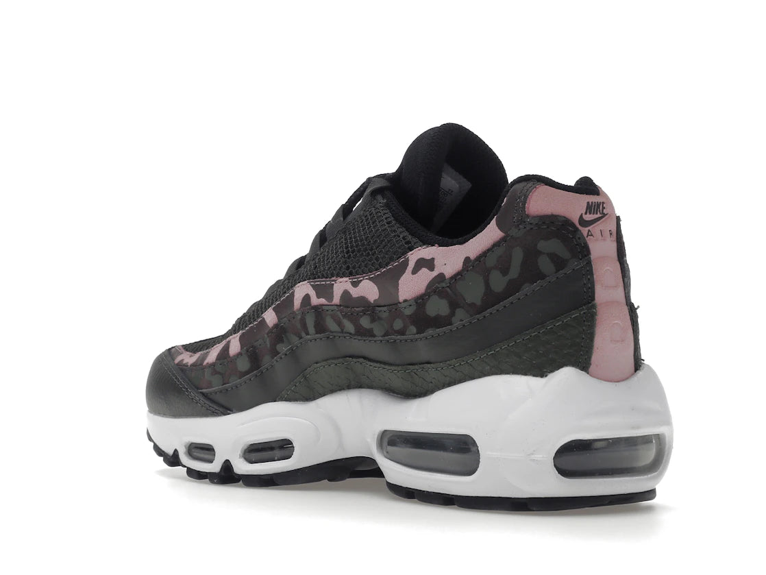 Nike Air Max 95 Olive Pink Camo (Women's) - vue secondaire B