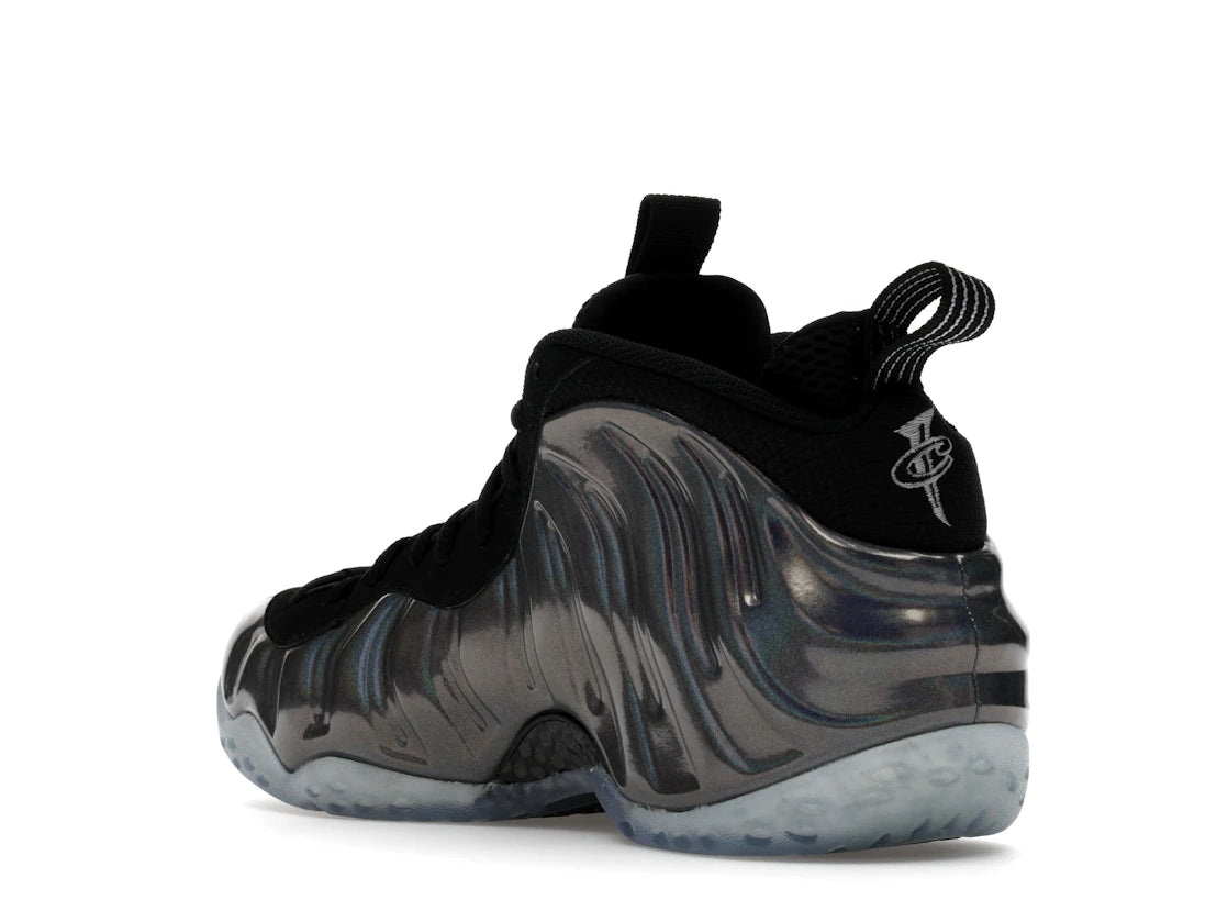 Nike Air Foamposite One Hologram - vue secondaire B