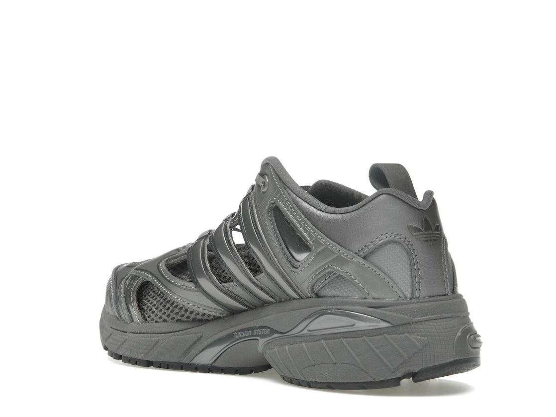 adidas Adistar Pose Taqwa Bint Ali Iron Metallic (Women's) - vue secondaire B