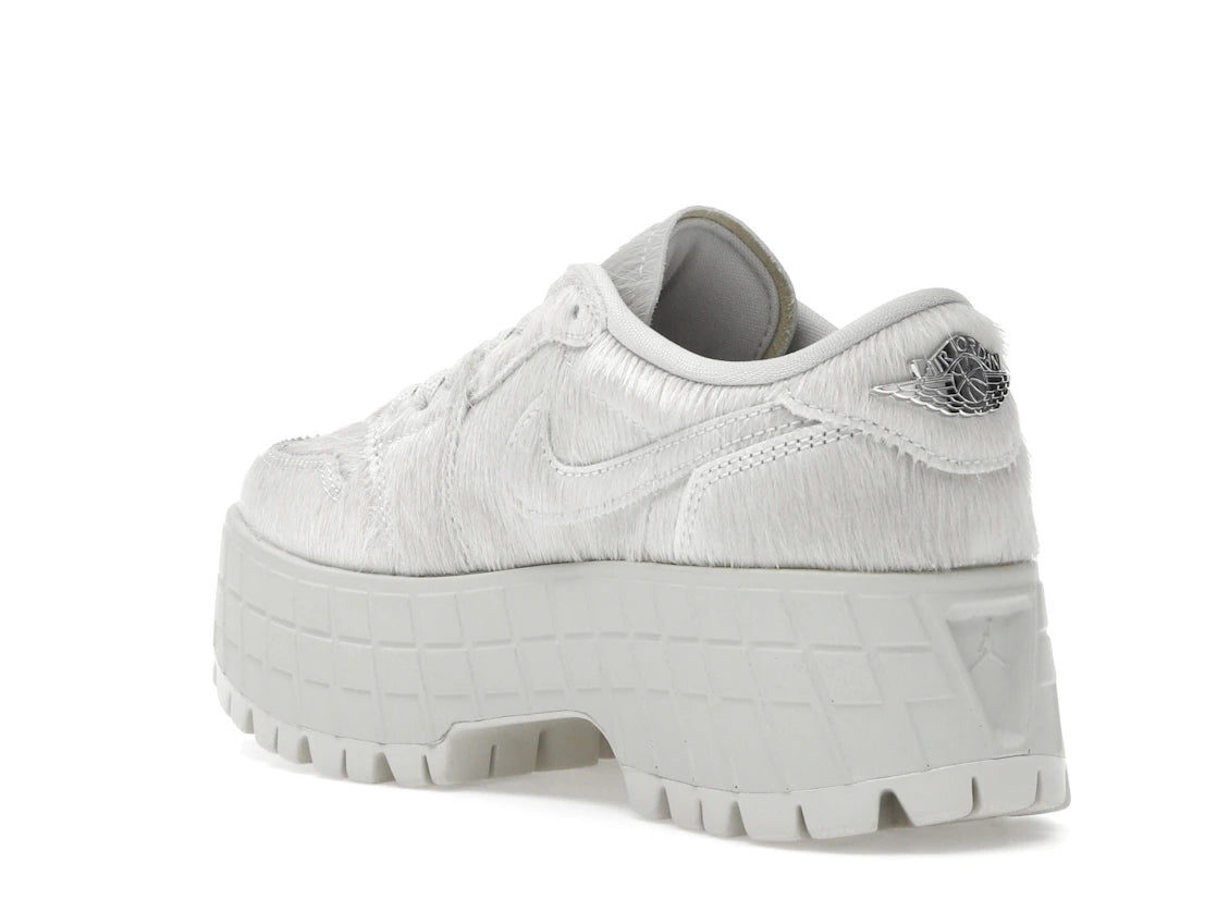 Jordan 1 Low Brooklyn Light Bone Metallic Silver (Women's) - vue secondaire B