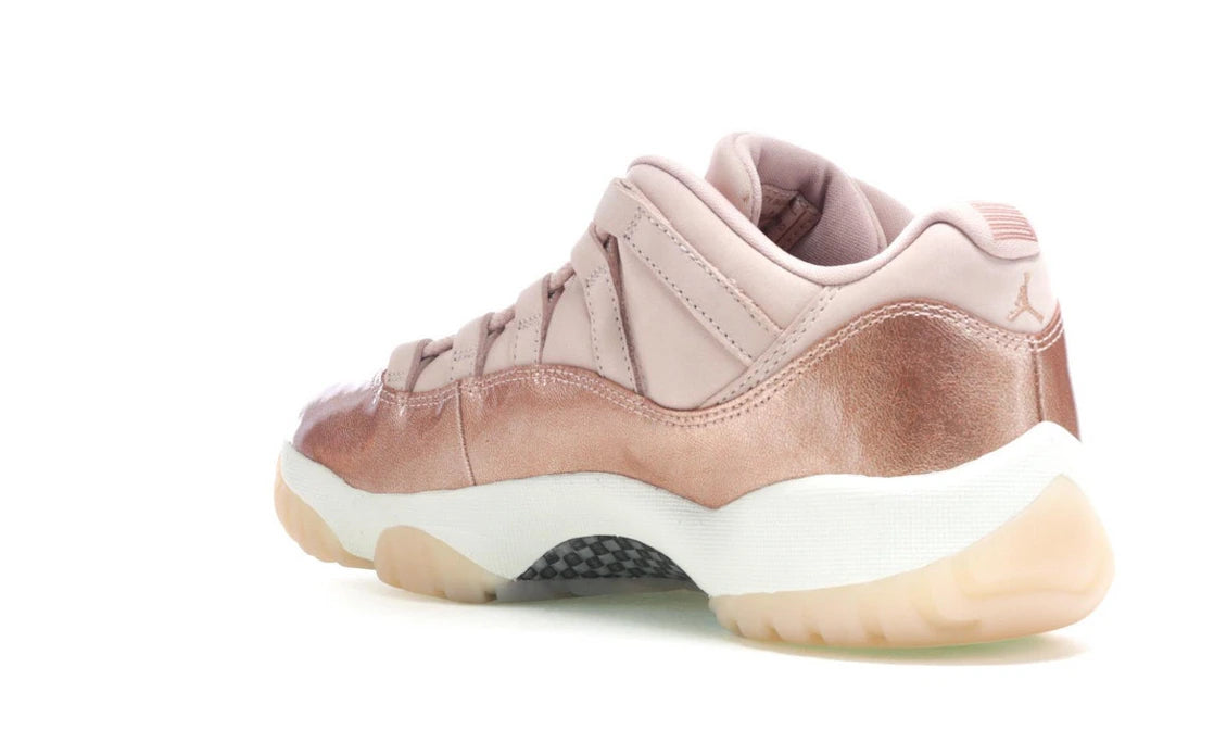 Jordan 11 Retro Low Rose Gold (Women's) - vue secondaire B