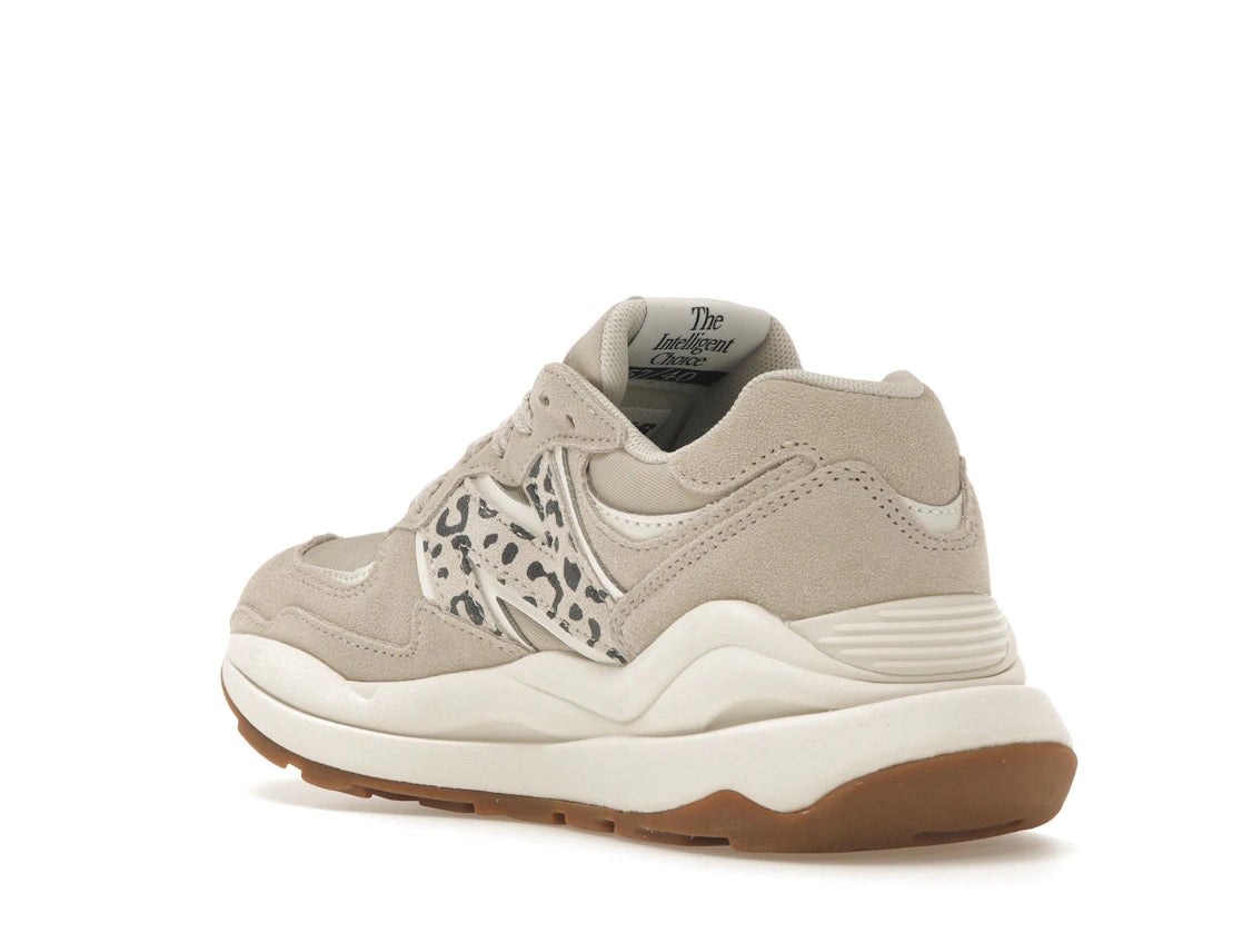 New Balance 57/40 Timberwolf (Women's) - vue secondaire B