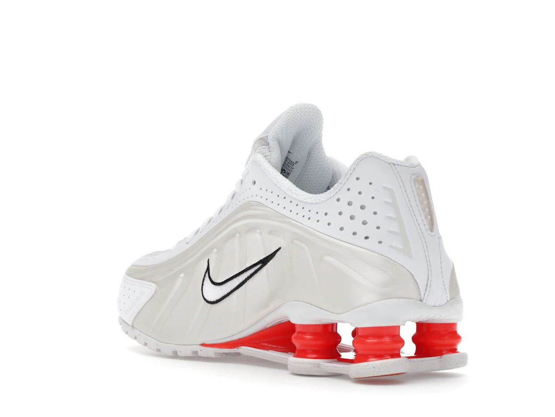 Nike Shox R4 White Phantom Picante Red (Women's) - vue secondaire B