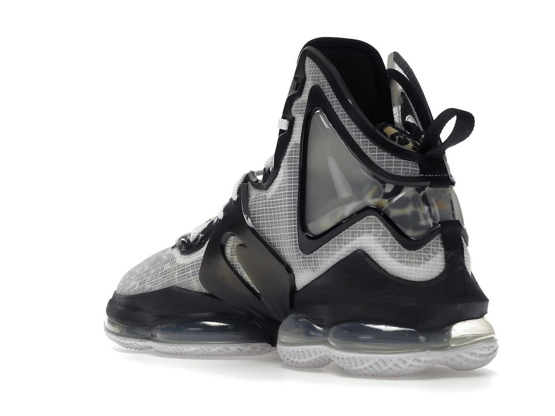 Nike LeBron 19 Royalty - vue secondaire B