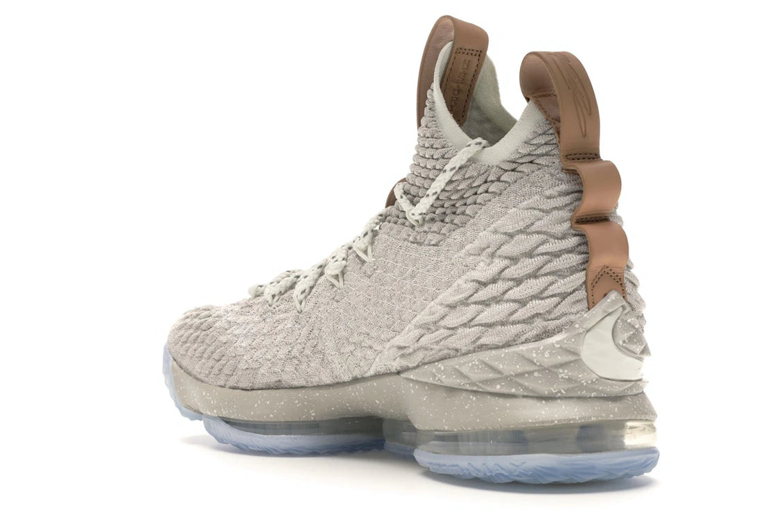 Nike LeBron 15 Ghost - vue secondaire B