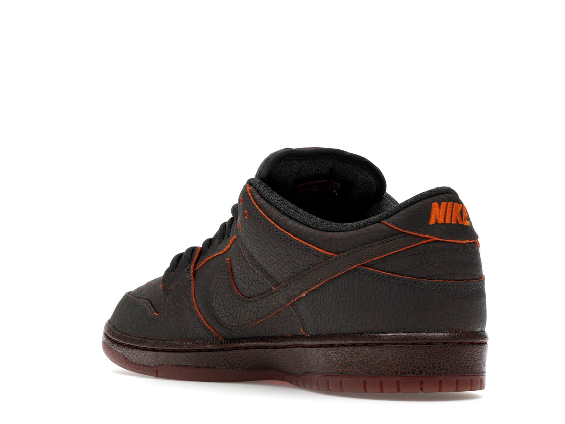 Nike Dunk SB Low Krampus - vue secondaire B