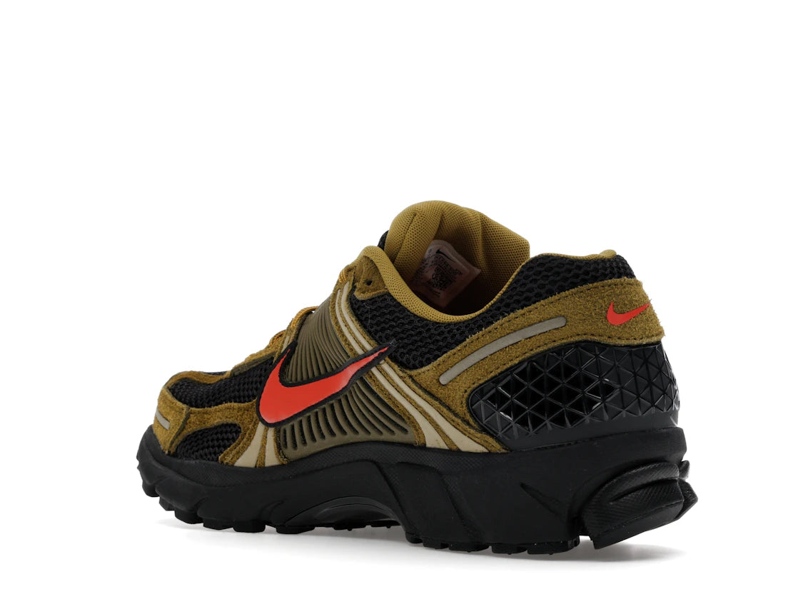 Nike Zoom Vomero 5 Premium Olive Flak Picante Red - vue secondaire B