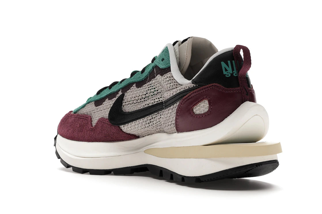 Nike Vaporwaffle sacai Villain Red Neptune Green - vue secondaire B