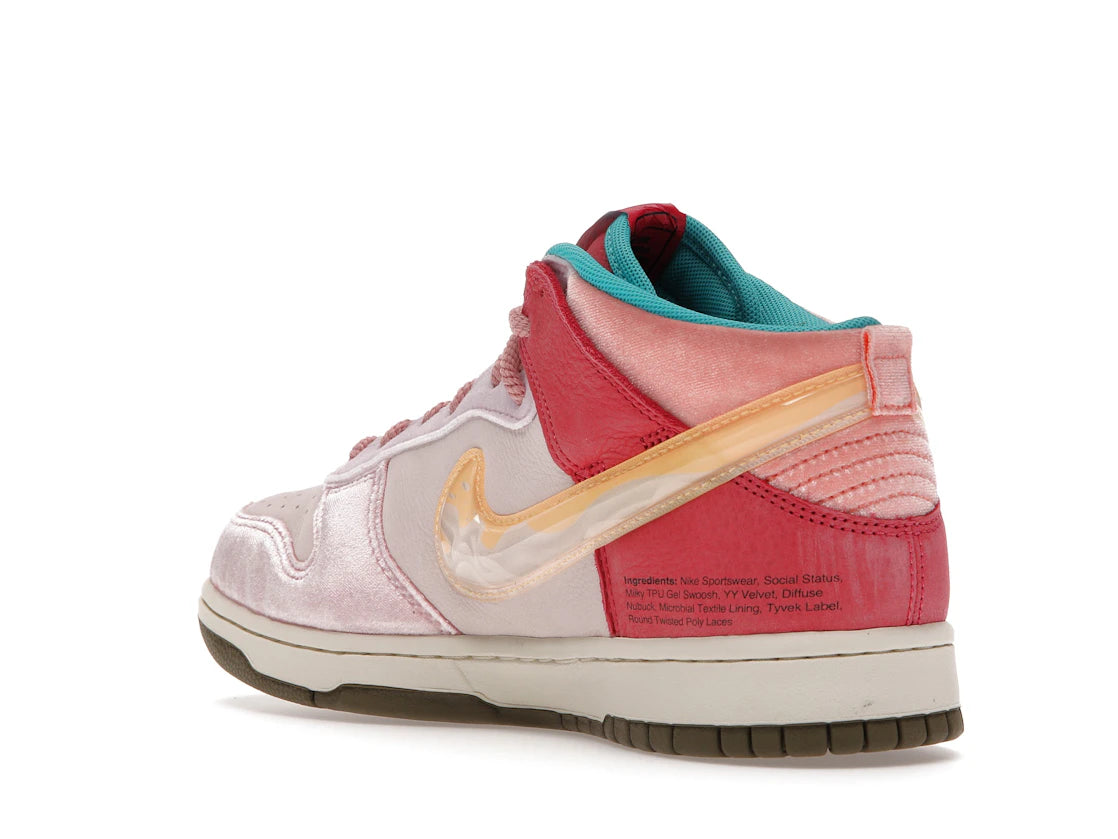 Nike Dunk Mid Social Status Free Lunch Strawberry Milk - vue secondaire B