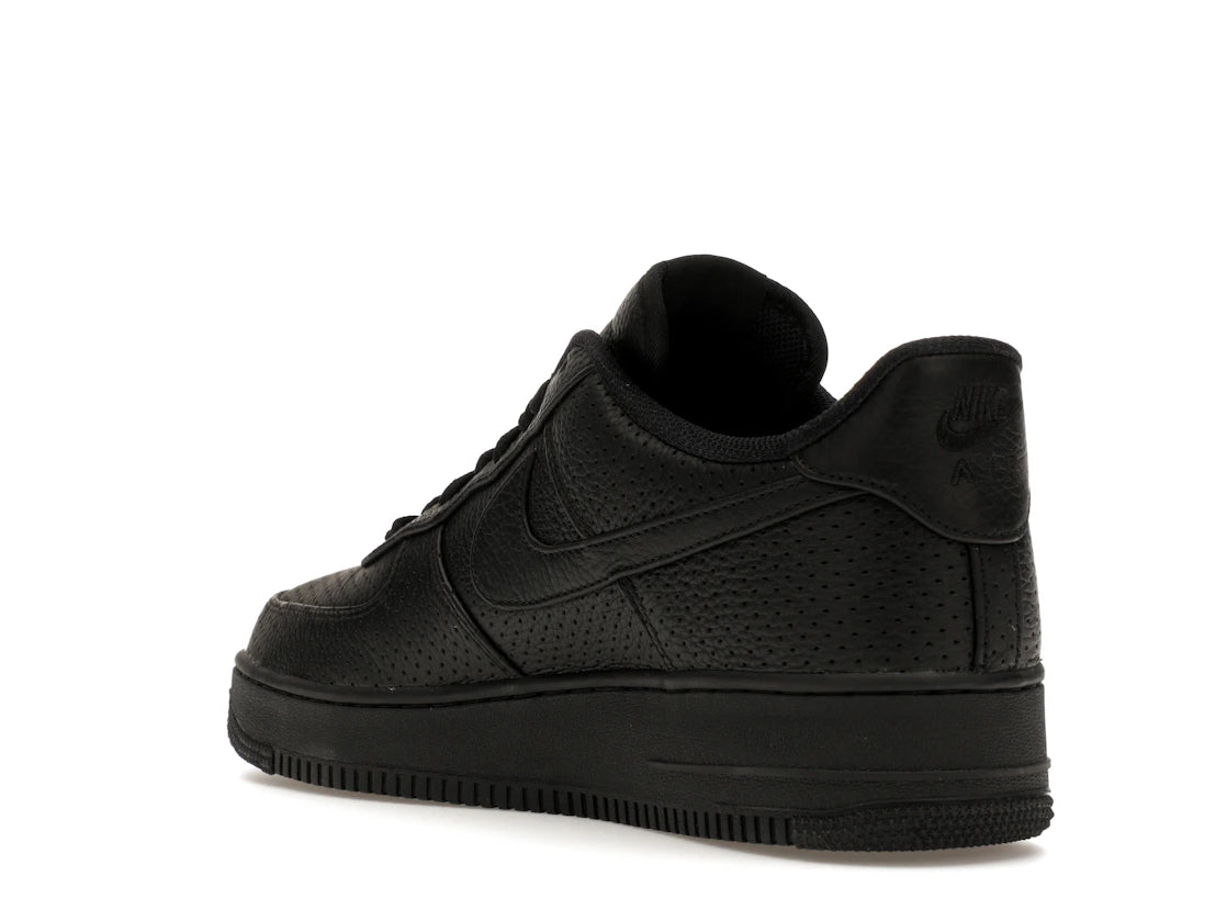 Nike Air Force 1 Low SP Triple Black Perforated - vue secondaire B