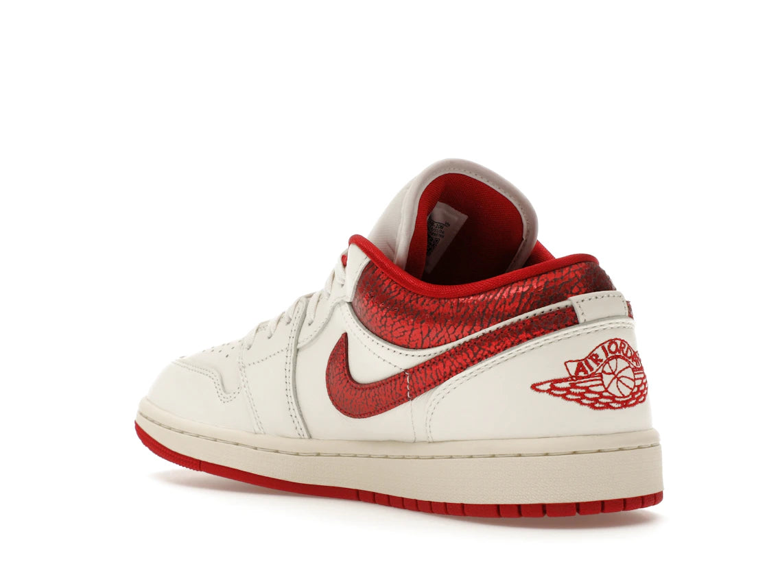 Jordan 1 Low Ruby (Women's) - vue secondaire B