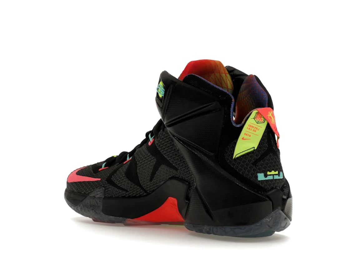 Nike LeBron 12 Data - vue secondaire B