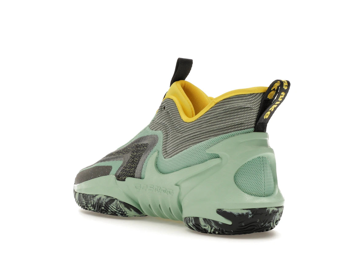 Nike Cosmic Unity 2 Smells Like Team Spirit - vue secondaire B