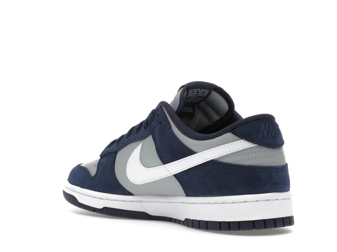 Nike Dunk Low Georgetown Wildleder - vue secondaire B